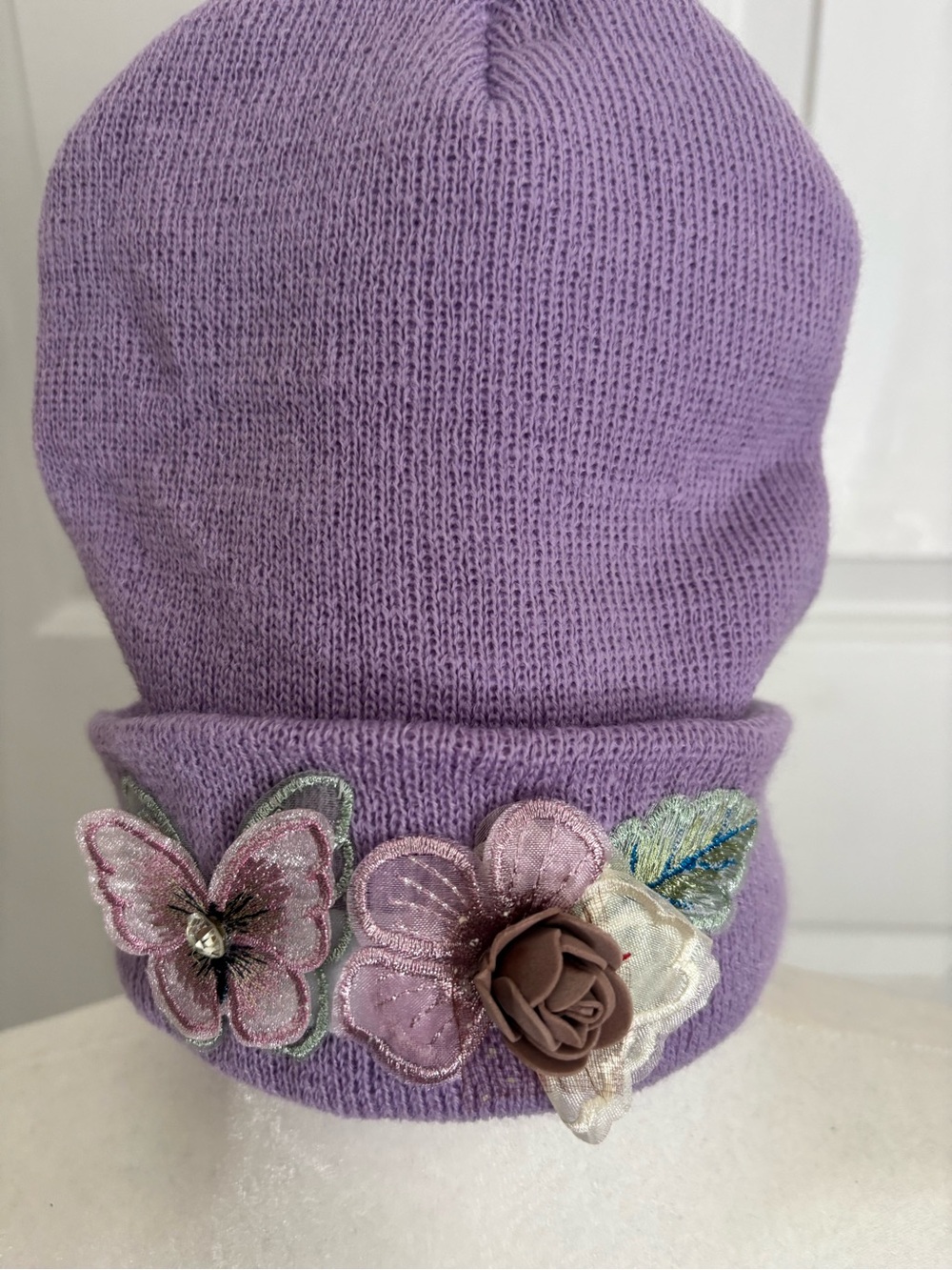 Women’s Lavender Knit Beanie with Floral Appliqué